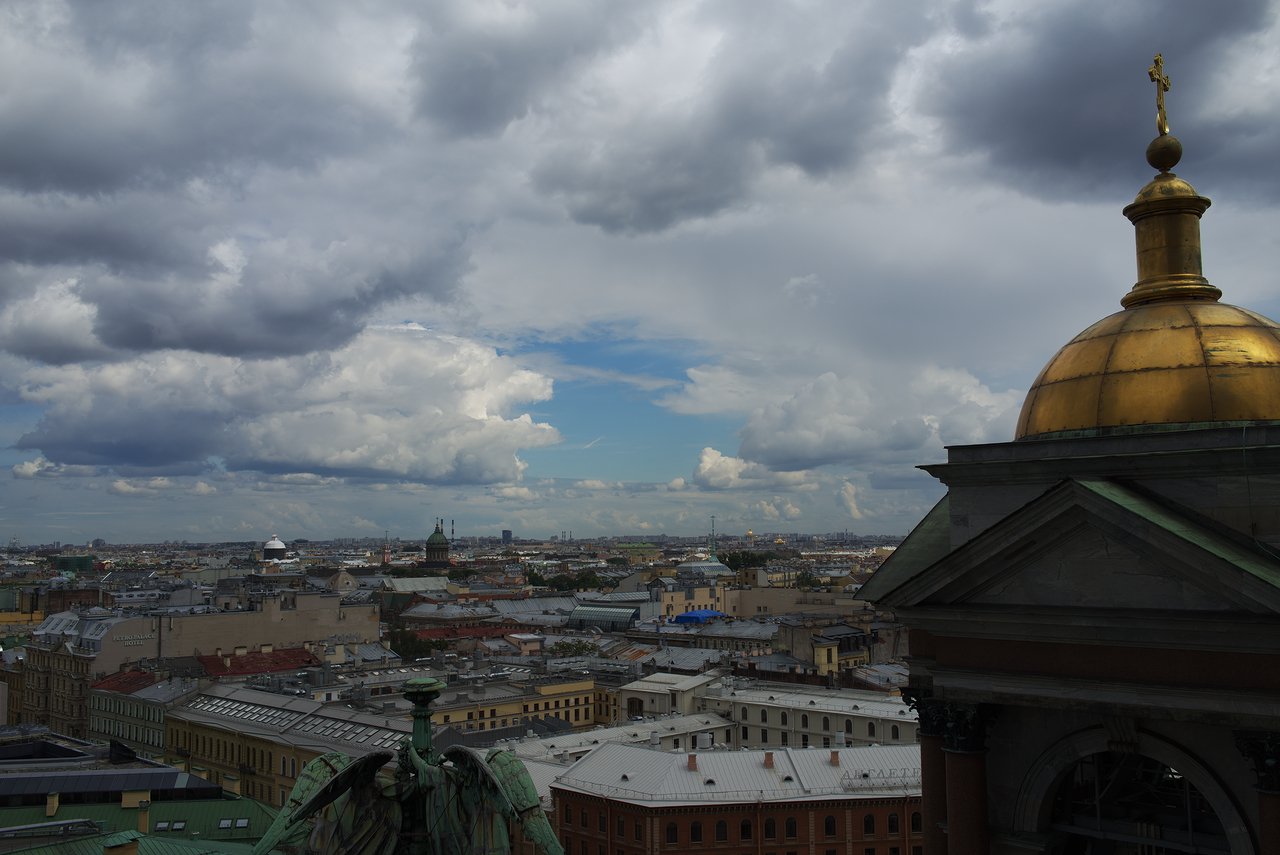 聖イサアク大聖堂の展望台からのサンクトペテルブルクの街並み