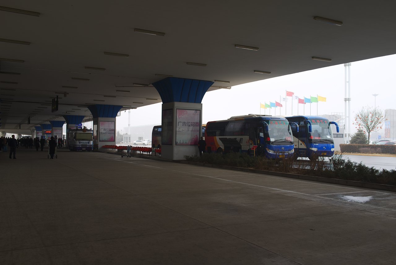 フフホト白塔国際空港からフフホト市内への空港バス乗り場