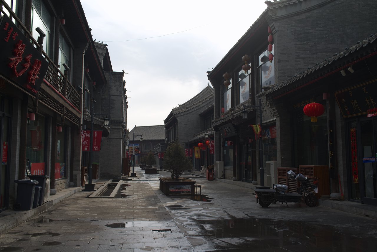 昔の中国っぽい街並みを再現した商店街