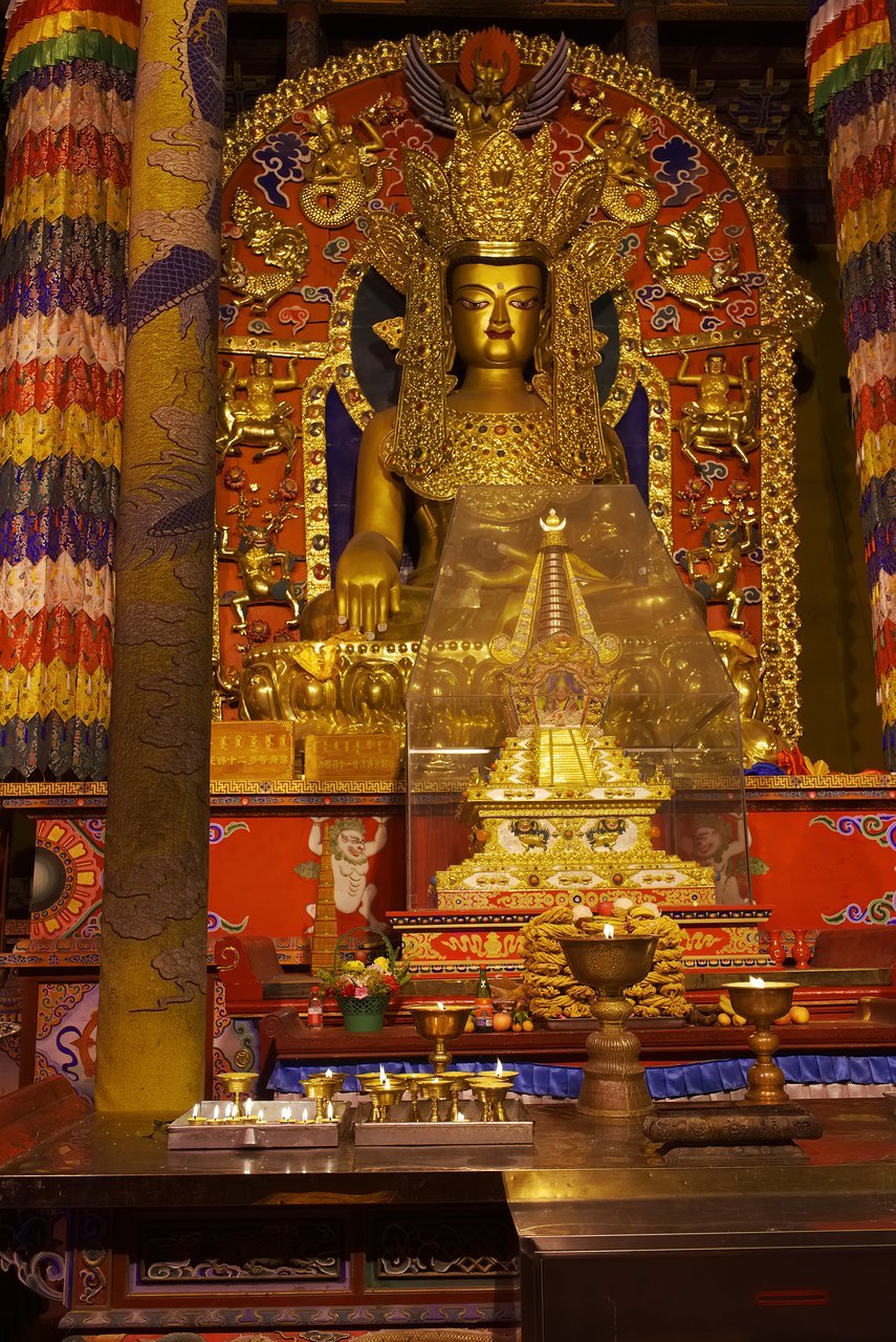 席力図召（延寿寺）の仏像